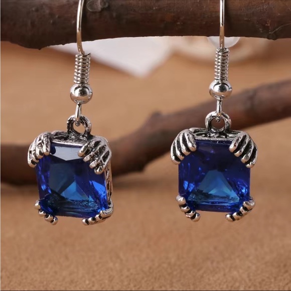 Vintage Style Blue Zircon and Antique Silver Drop Earrings - Picture 5 of 5